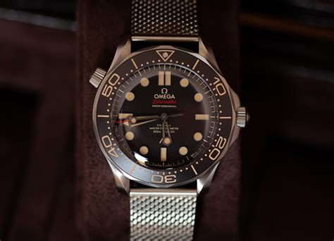 omega seamaster 300 series 007 edition.